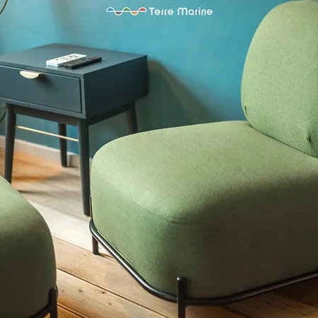 Apartment Life, Terremarine *