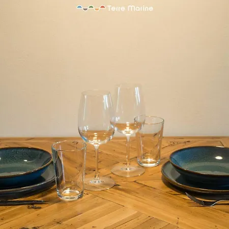 Life, Terremarine Apartment