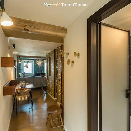 アパート Life, Terremarine コルニリア